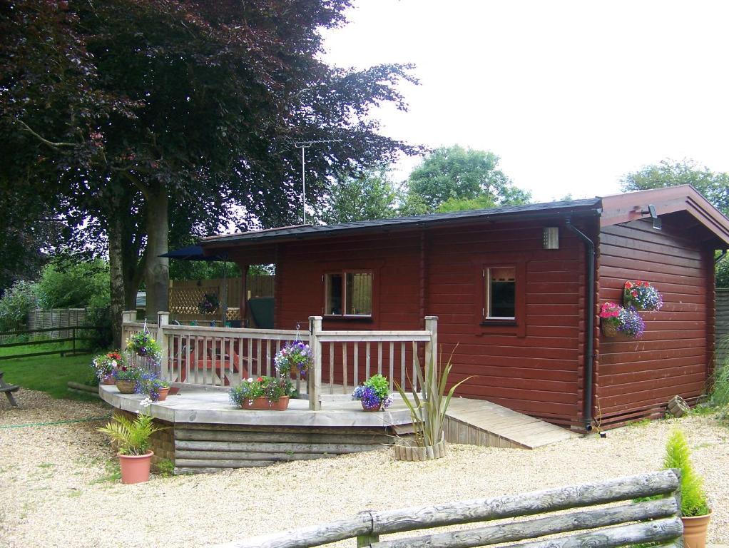 Cypress Log Cabins Accommodation Godshill  部屋 写真